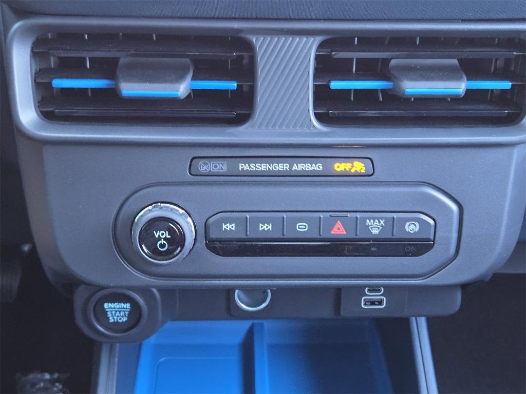 new 2025 Ford Maverick car, priced at $31,275