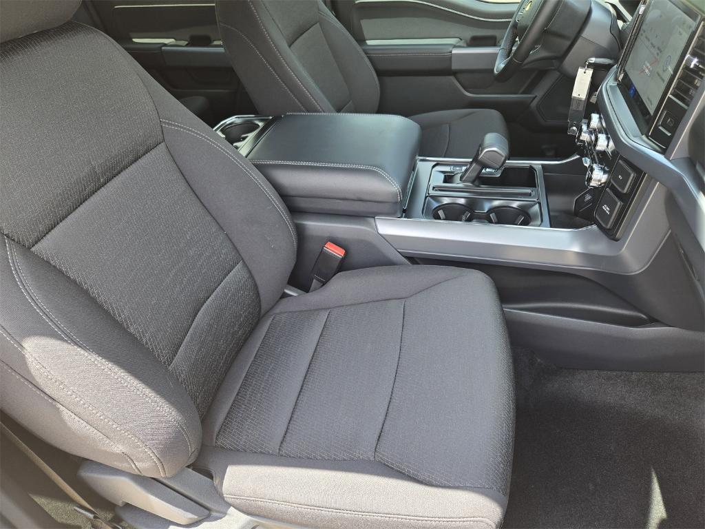 new 2025 Ford F-150 car, priced at $42,325