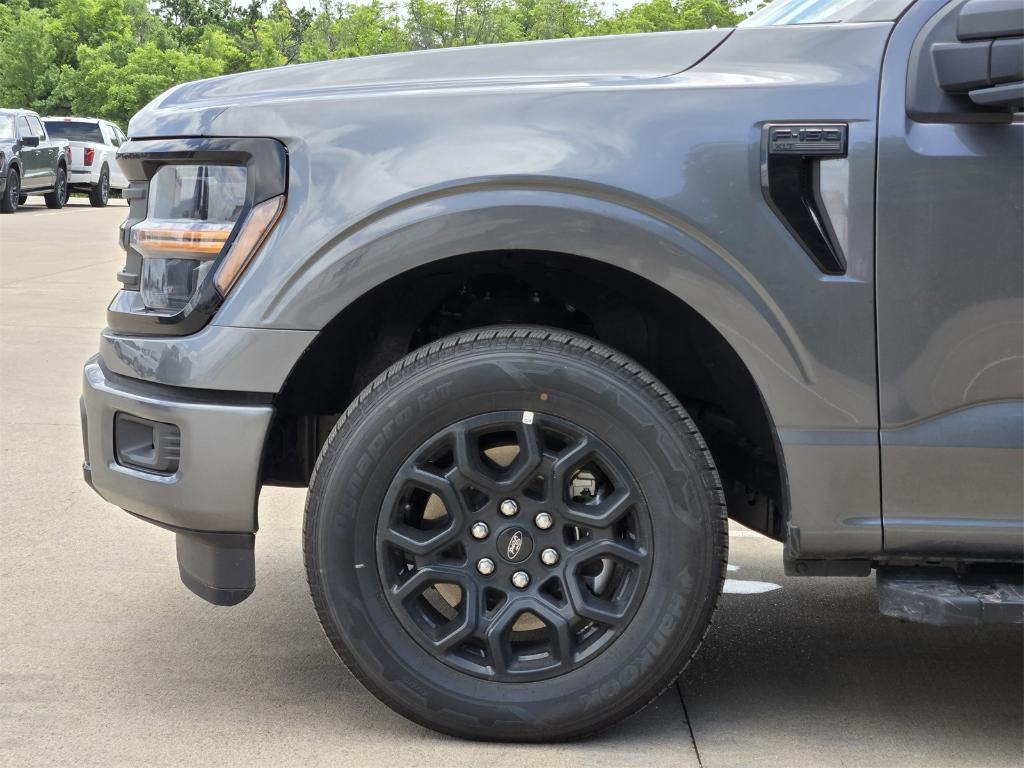 new 2025 Ford F-150 car, priced at $42,325