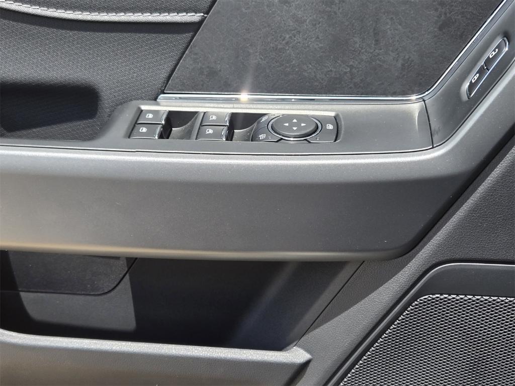 new 2025 Ford F-150 car, priced at $42,325