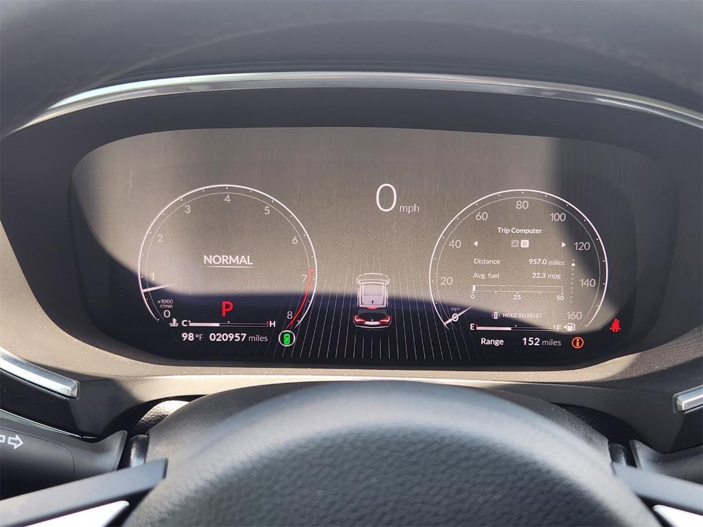used 2024 Acura MDX car, priced at $42,820