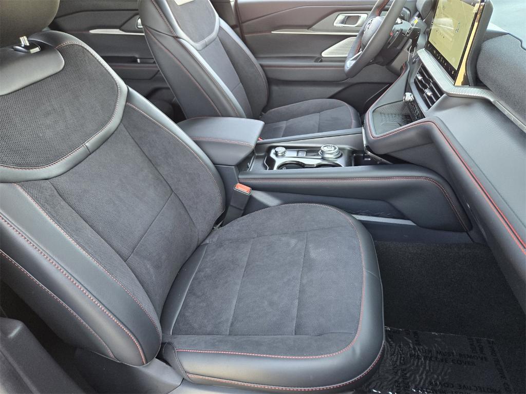 new 2025 Ford Explorer car, priced at $54,145