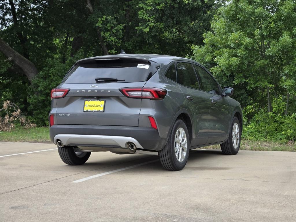 new 2025 Ford Escape car, priced at $24,361