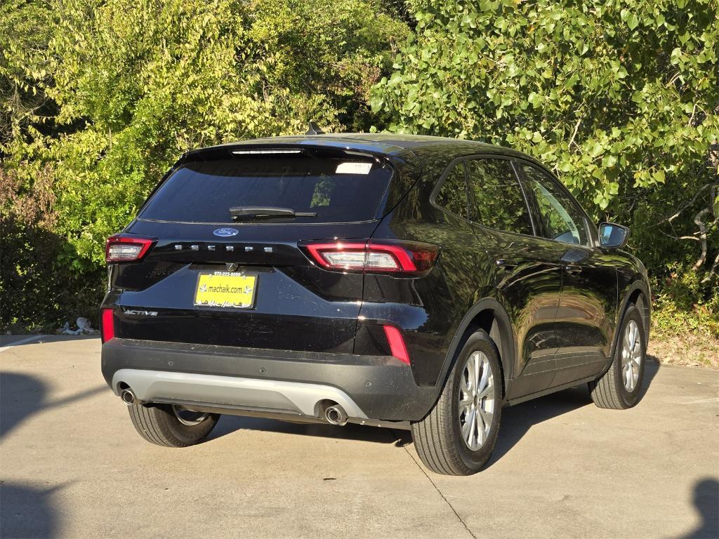 new 2025 Ford Escape car, priced at $22,995