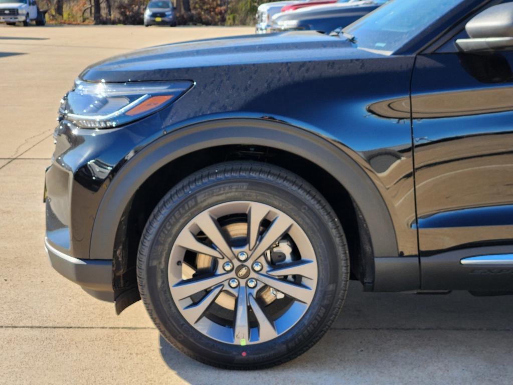 new 2025 Ford Explorer car, priced at $43,400