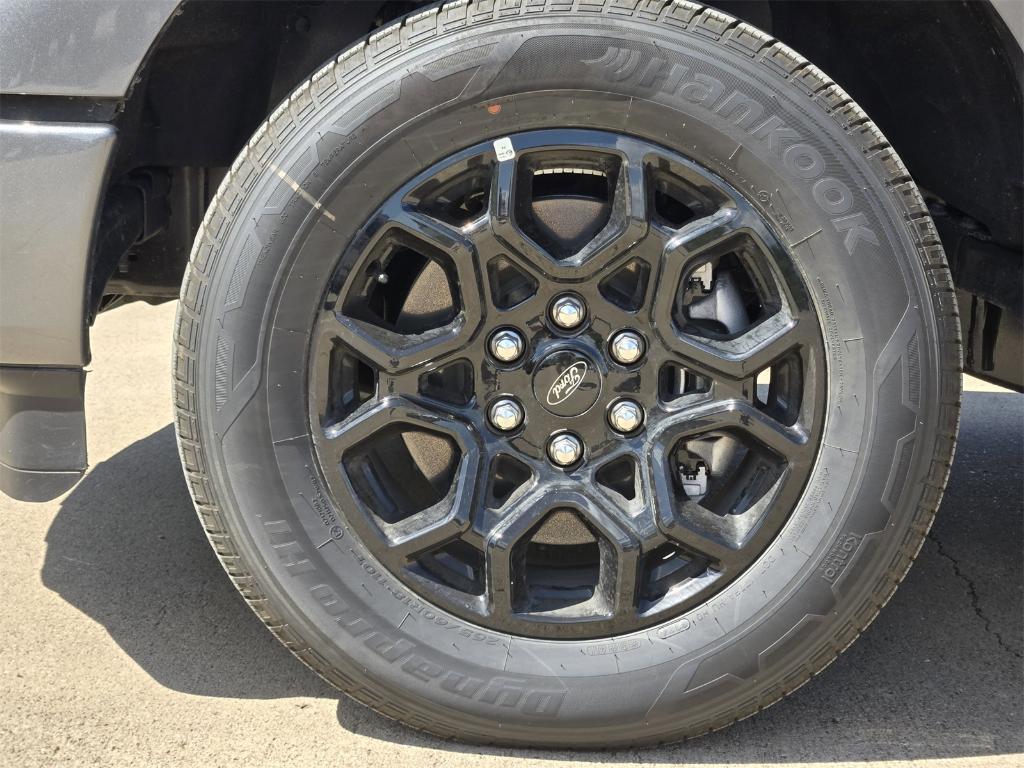 new 2025 Ford F-150 car, priced at $41,250
