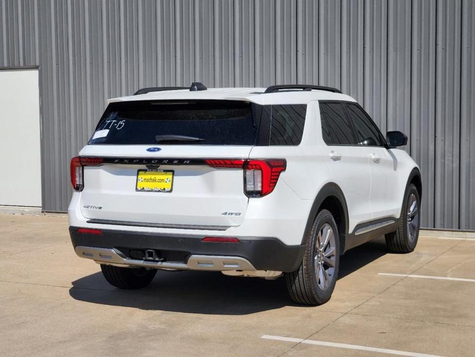 new 2025 Ford Explorer car, priced at $46,095