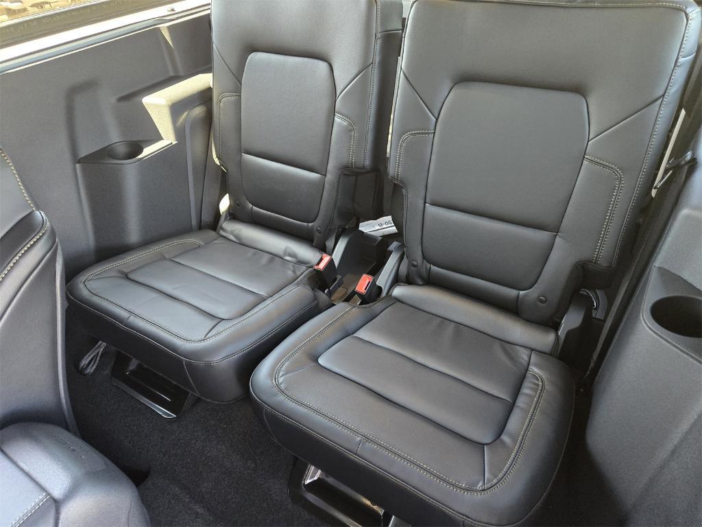 new 2025 Ford Bronco car, priced at $55,572