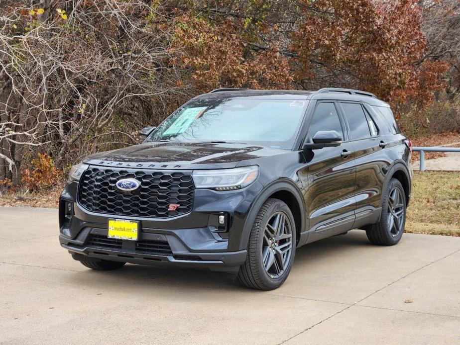 new 2025 Ford Explorer car, priced at $57,895