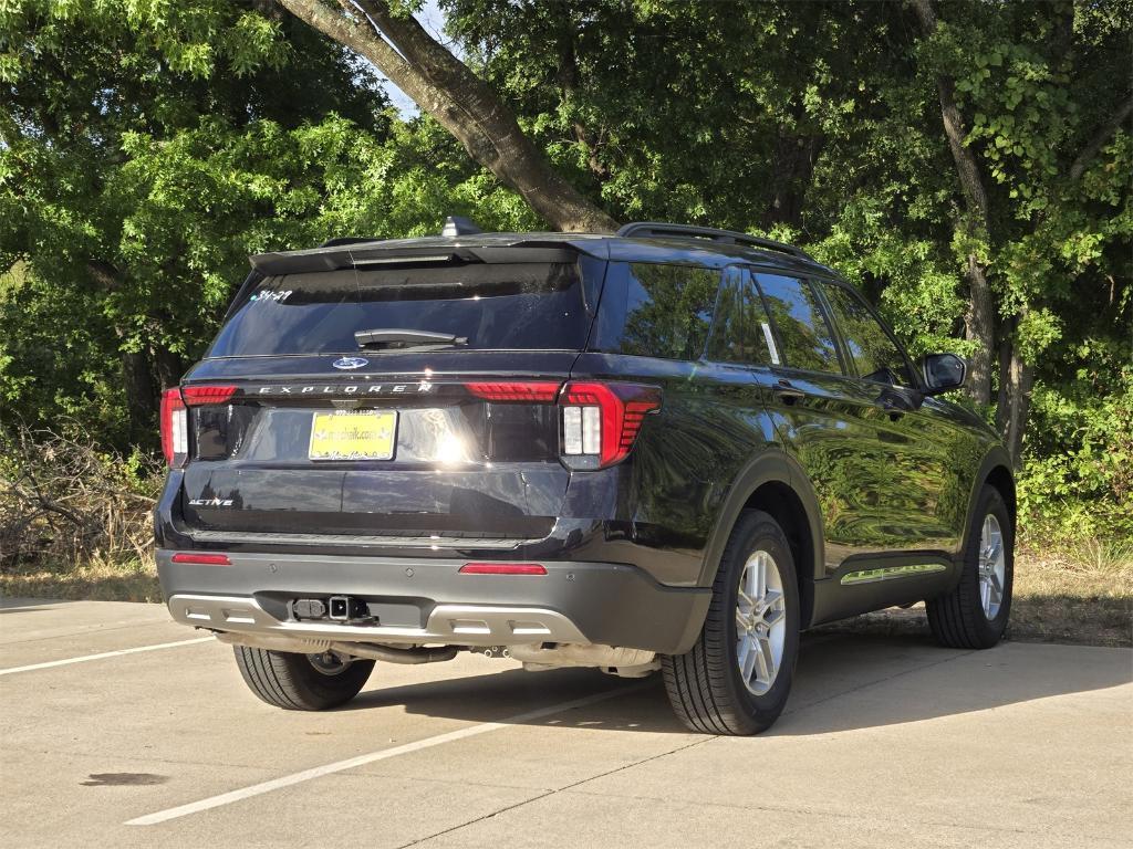 new 2025 Ford Explorer car, priced at $39,265