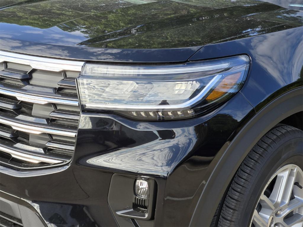 new 2025 Ford Explorer car, priced at $39,265