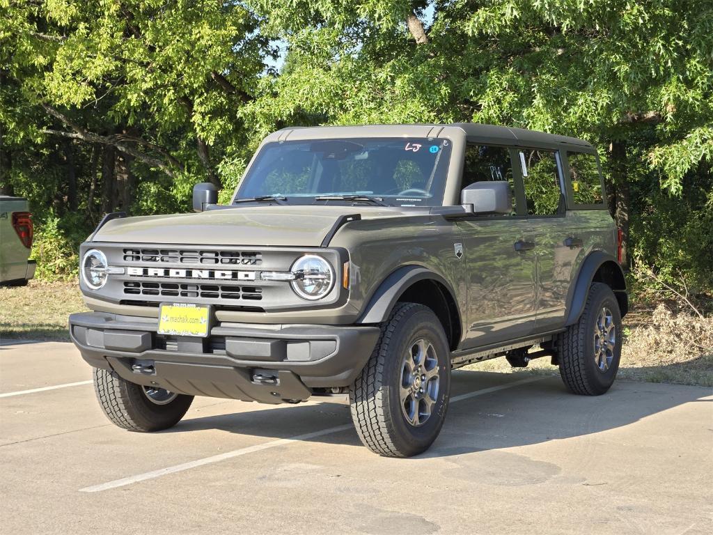 new 2025 Ford Bronco car, priced at $43,010