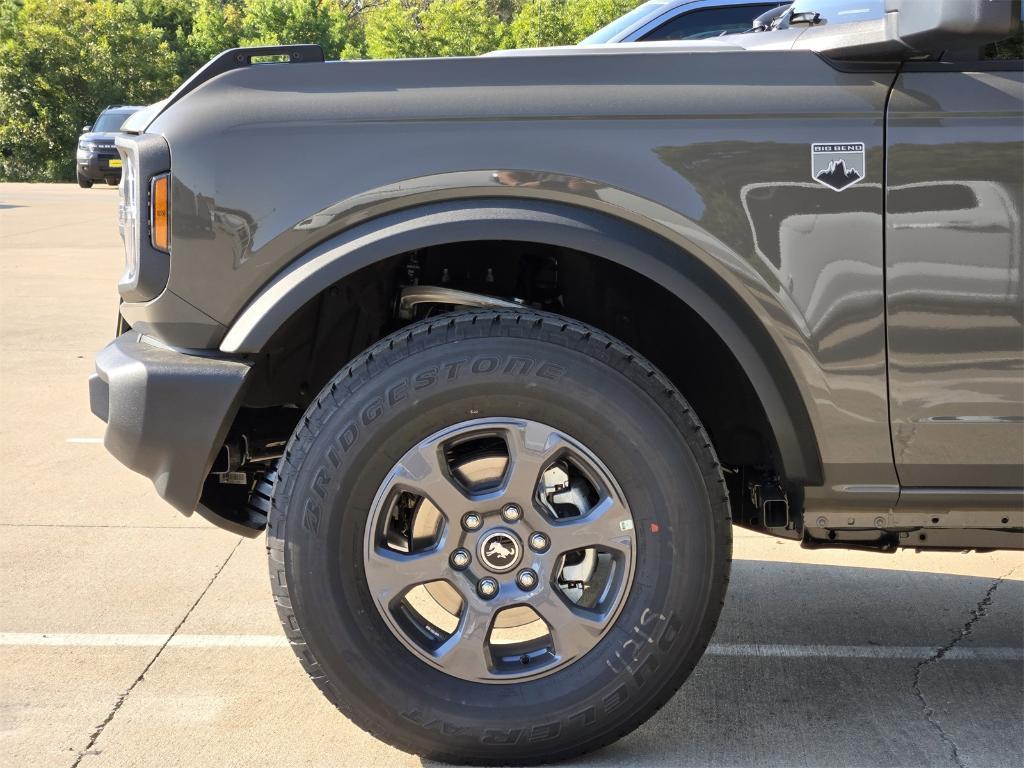 new 2025 Ford Bronco car, priced at $43,010