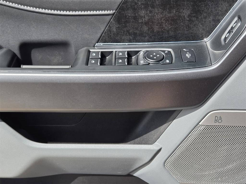 new 2025 Ford F-250 car, priced at $72,783