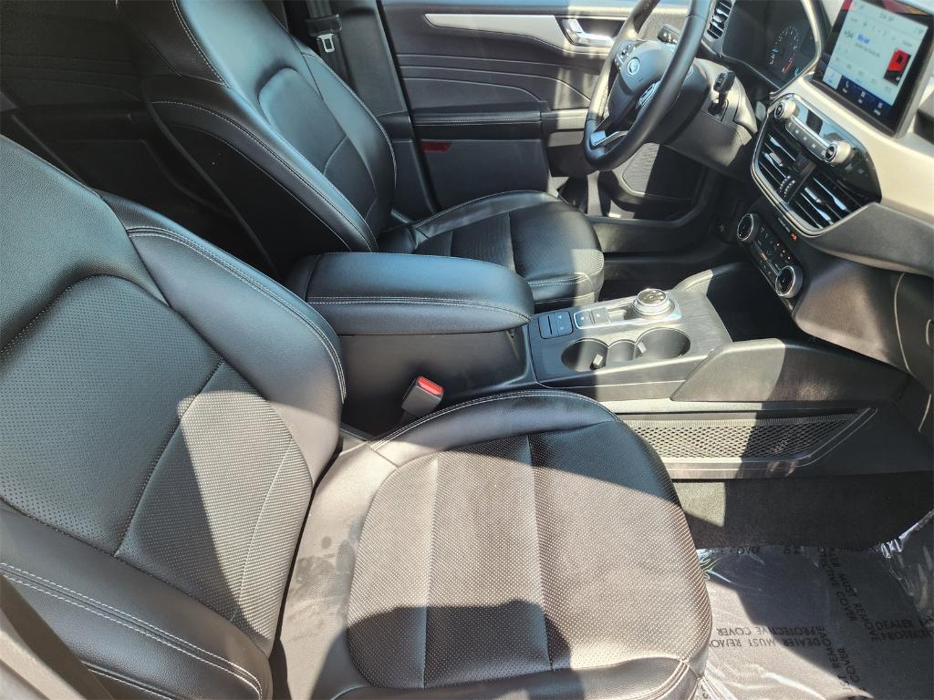 used 2022 Ford Escape car, priced at $22,640