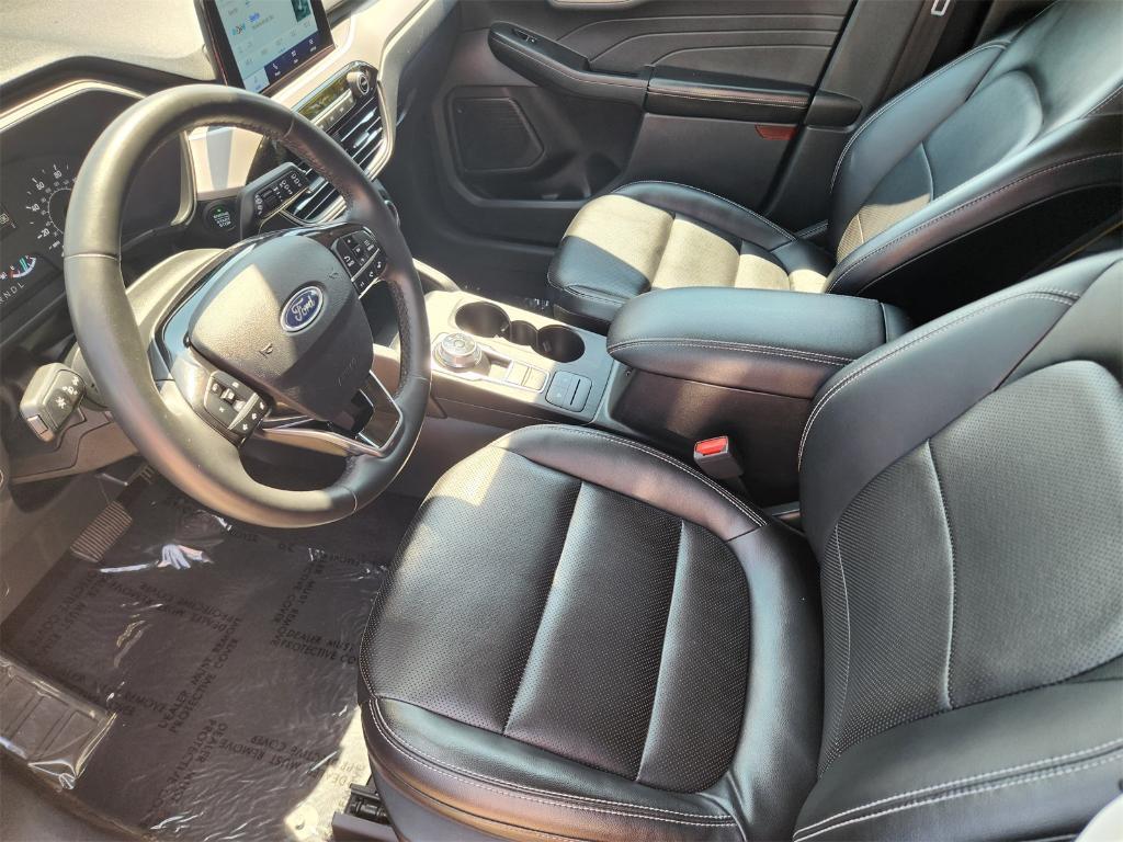 used 2022 Ford Escape car, priced at $22,640