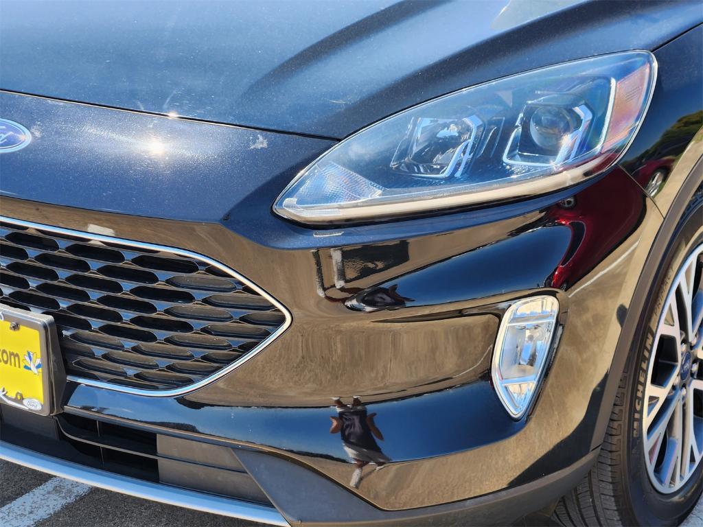 used 2022 Ford Escape car, priced at $22,640