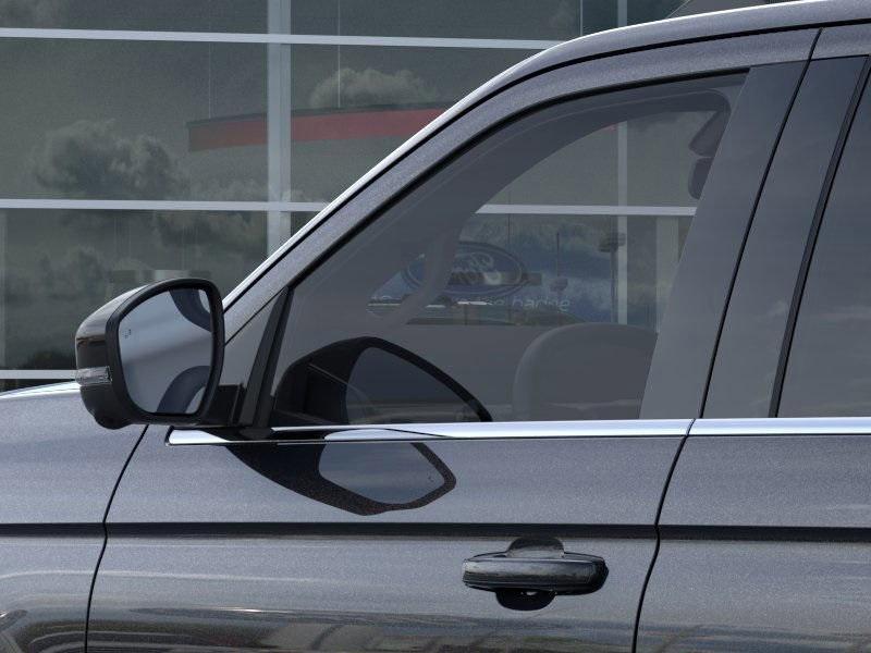 new 2025 Ford Expedition car, priced at $64,730