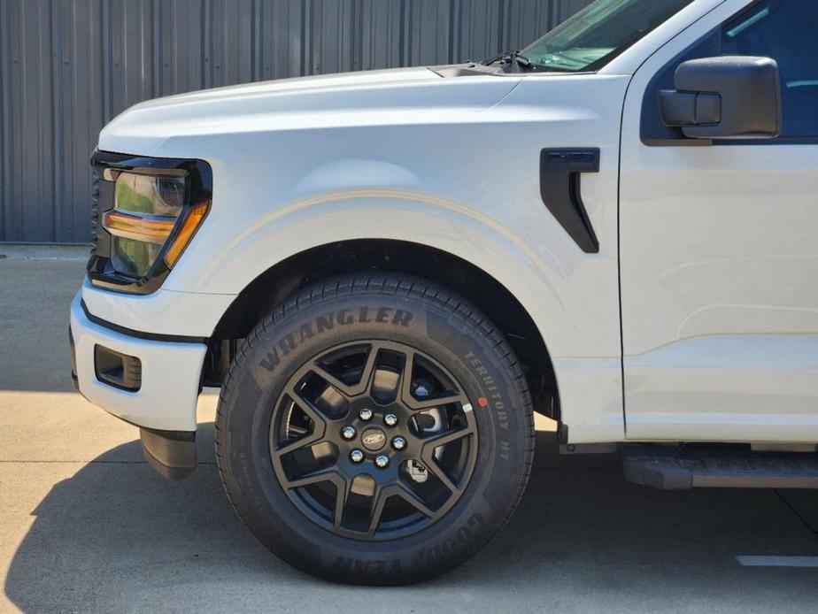 new 2024 Ford F-150 car, priced at $44,665