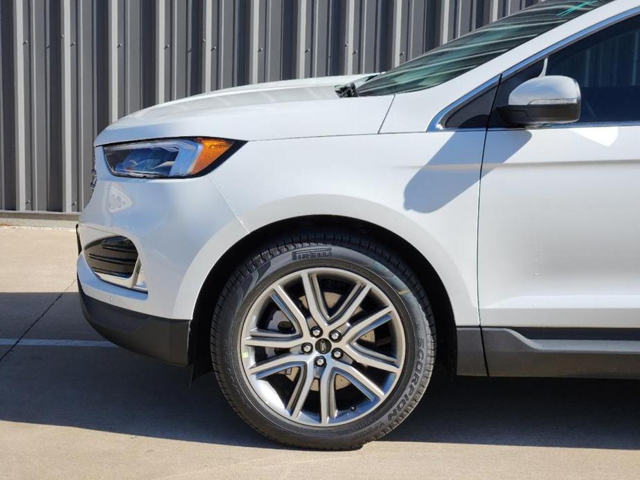 new 2024 Ford Edge car, priced at $37,050