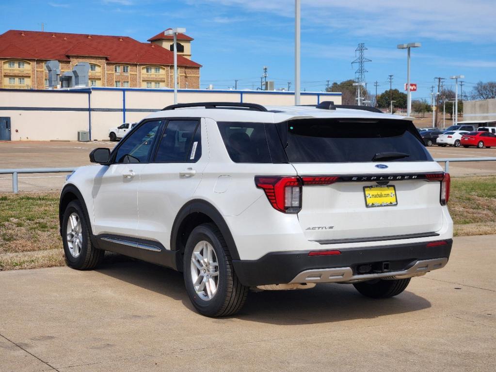 new 2025 Ford Explorer car, priced at $40,105