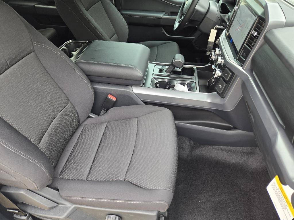 new 2025 Ford F-150 car, priced at $44,613