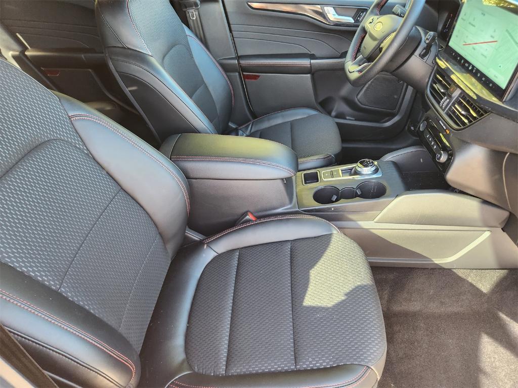 new 2025 Ford Escape car, priced at $24,190