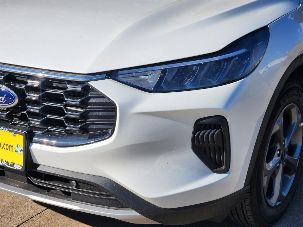 new 2025 Ford Escape car, priced at $24,190