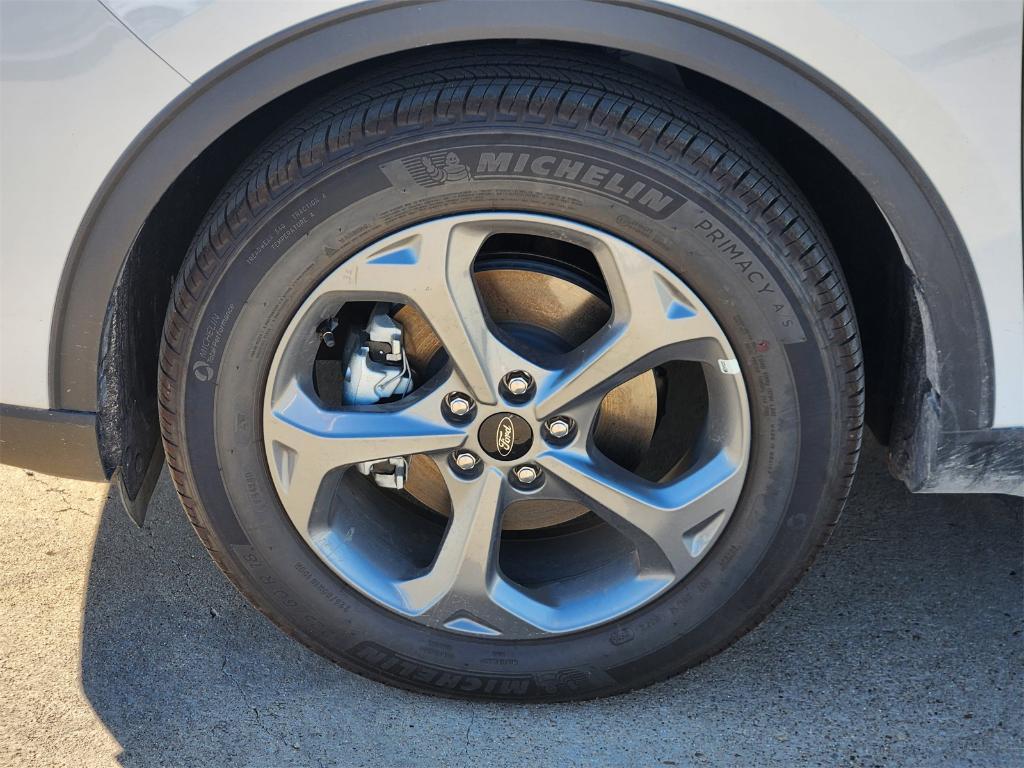 new 2025 Ford Escape car, priced at $24,190