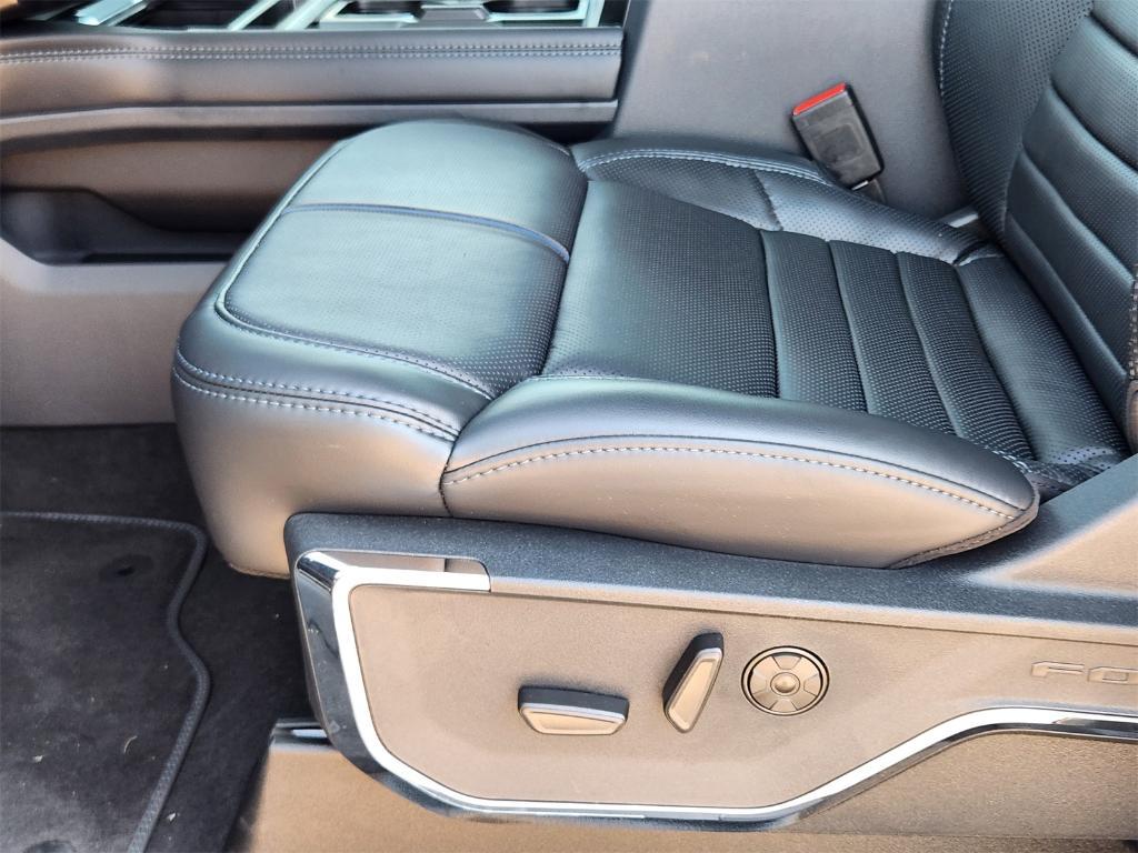 new 2025 Ford F-250 car, priced at $91,559