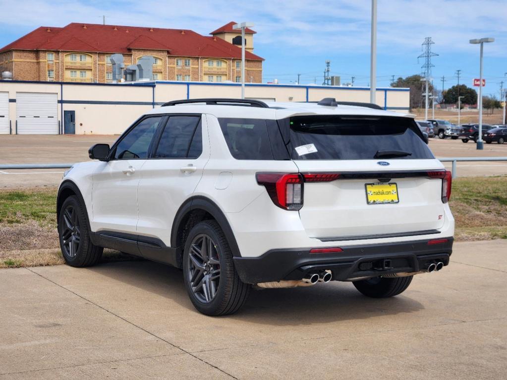 new 2025 Ford Explorer car, priced at $55,150