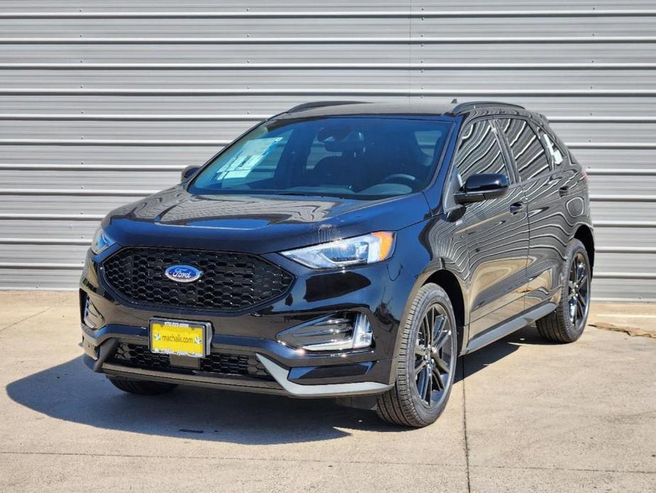 new 2024 Ford Edge car, priced at $31,730