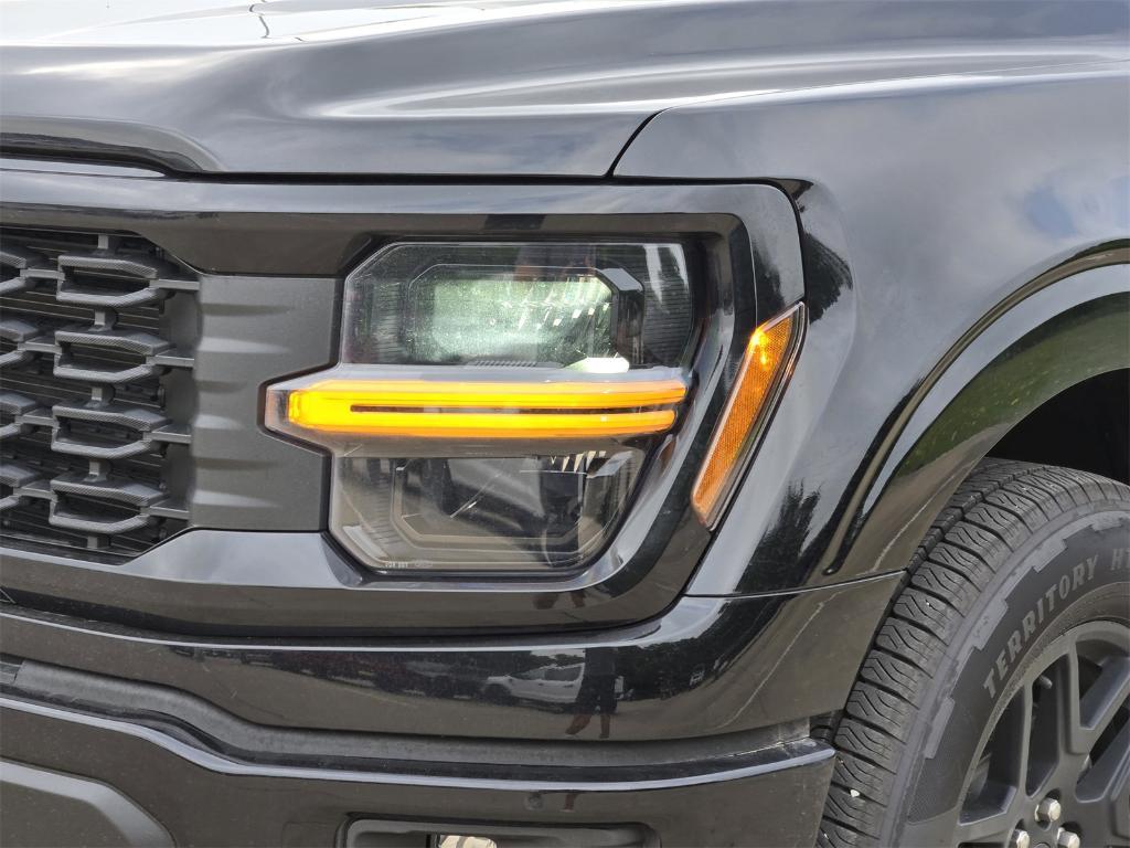new 2025 Ford F-150 car, priced at $44,060