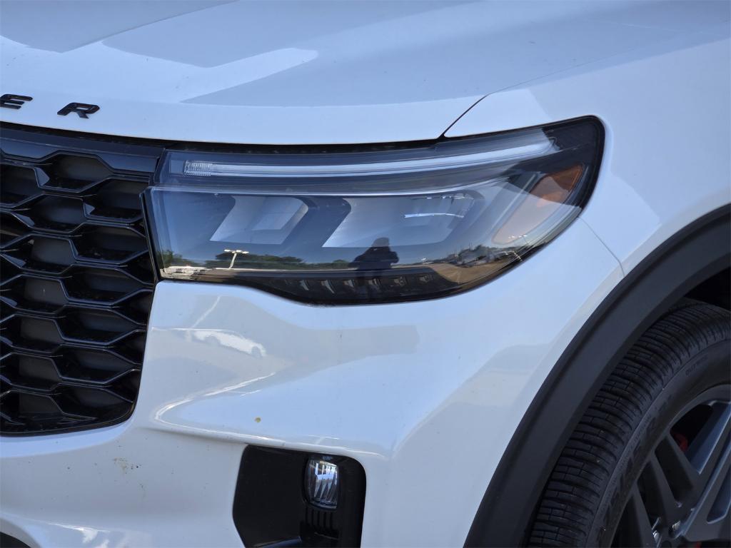 new 2025 Ford Explorer car, priced at $44,430