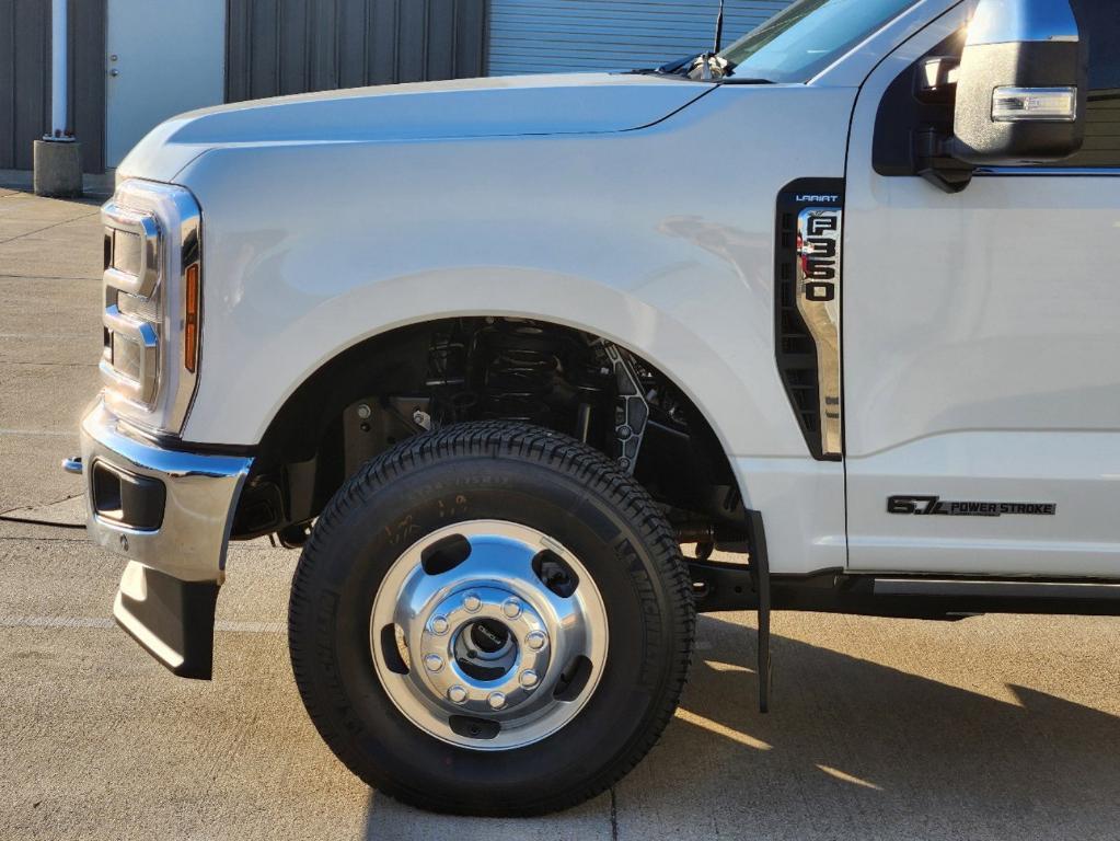 new 2024 Ford F-350 car, priced at $87,565