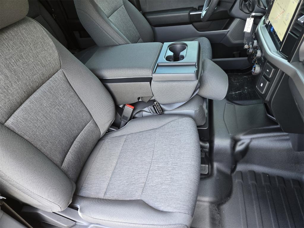 new 2025 Ford F-150 car, priced at $47,615