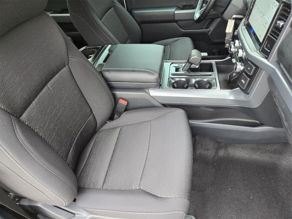 new 2025 Ford F-150 car, priced at $50,947