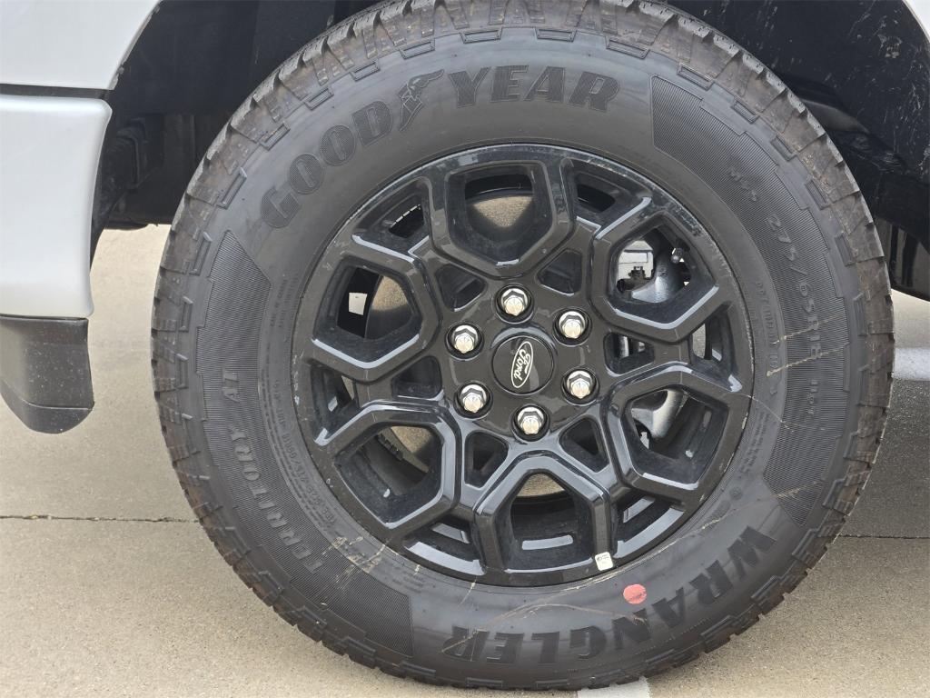 new 2025 Ford F-150 car, priced at $50,947