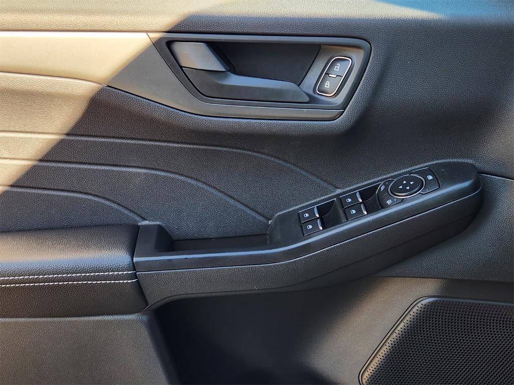 new 2025 Ford Escape car, priced at $22,350