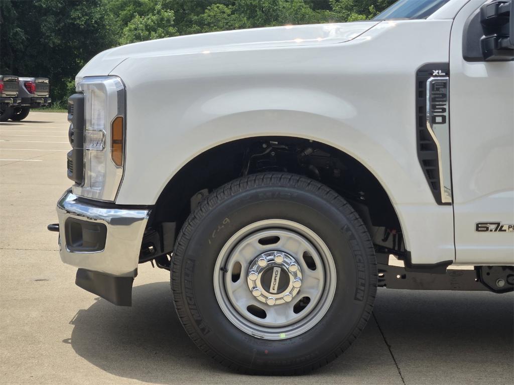 new 2025 Ford F-250 car, priced at $55,706