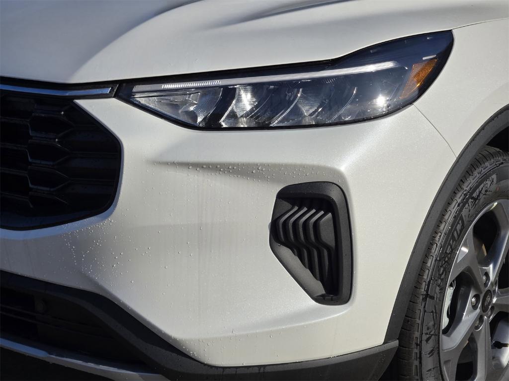 new 2025 Ford Escape car, priced at $29,757