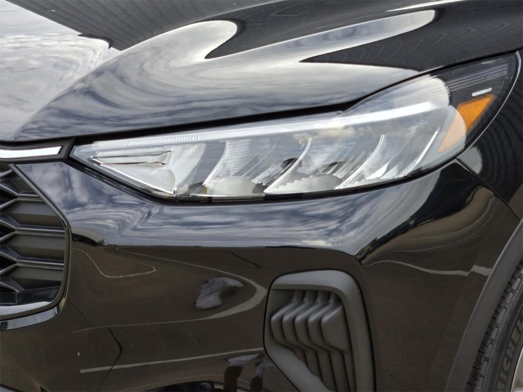new 2025 Ford Escape car, priced at $26,394