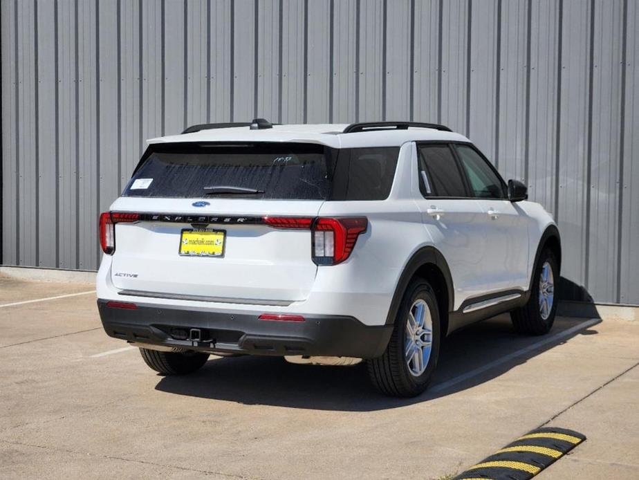 new 2025 Ford Explorer car, priced at $35,895