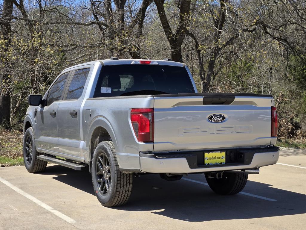 new 2025 Ford F-150 car, priced at $43,370