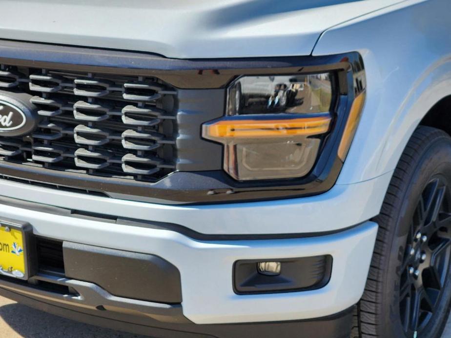 new 2024 Ford F-150 car, priced at $39,415