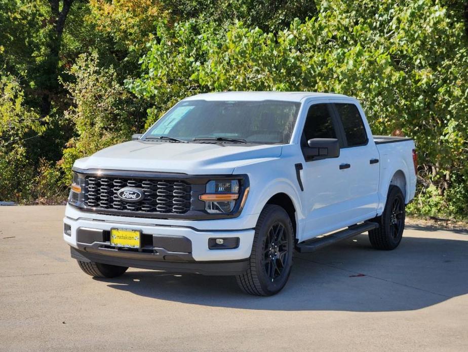 new 2024 Ford F-150 car, priced at $39,415