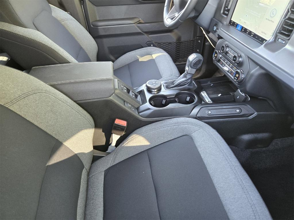 new 2025 Ford Bronco car, priced at $40,040