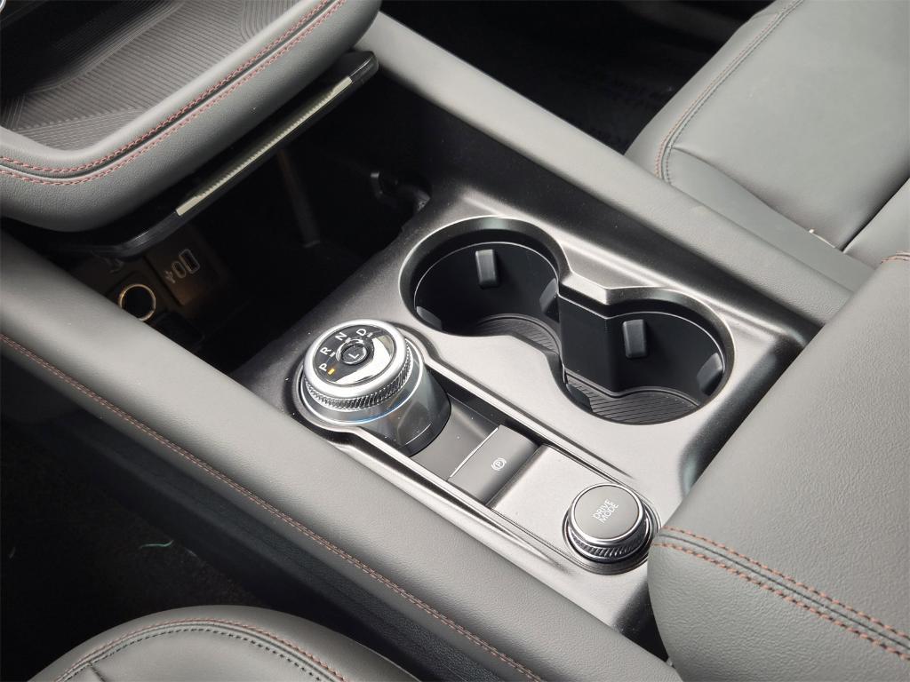 new 2025 Ford Explorer car, priced at $40,562
