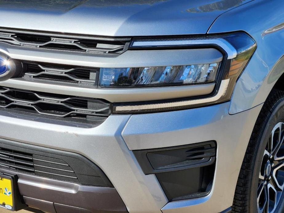 new 2024 Ford Expedition car, priced at $53,855