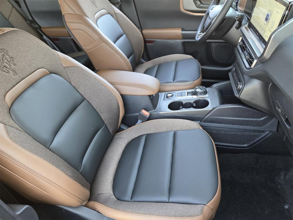 new 2025 Ford Bronco Sport car, priced at $33,390